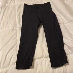 Size 2 perfect condition worn 3 times Lululemon